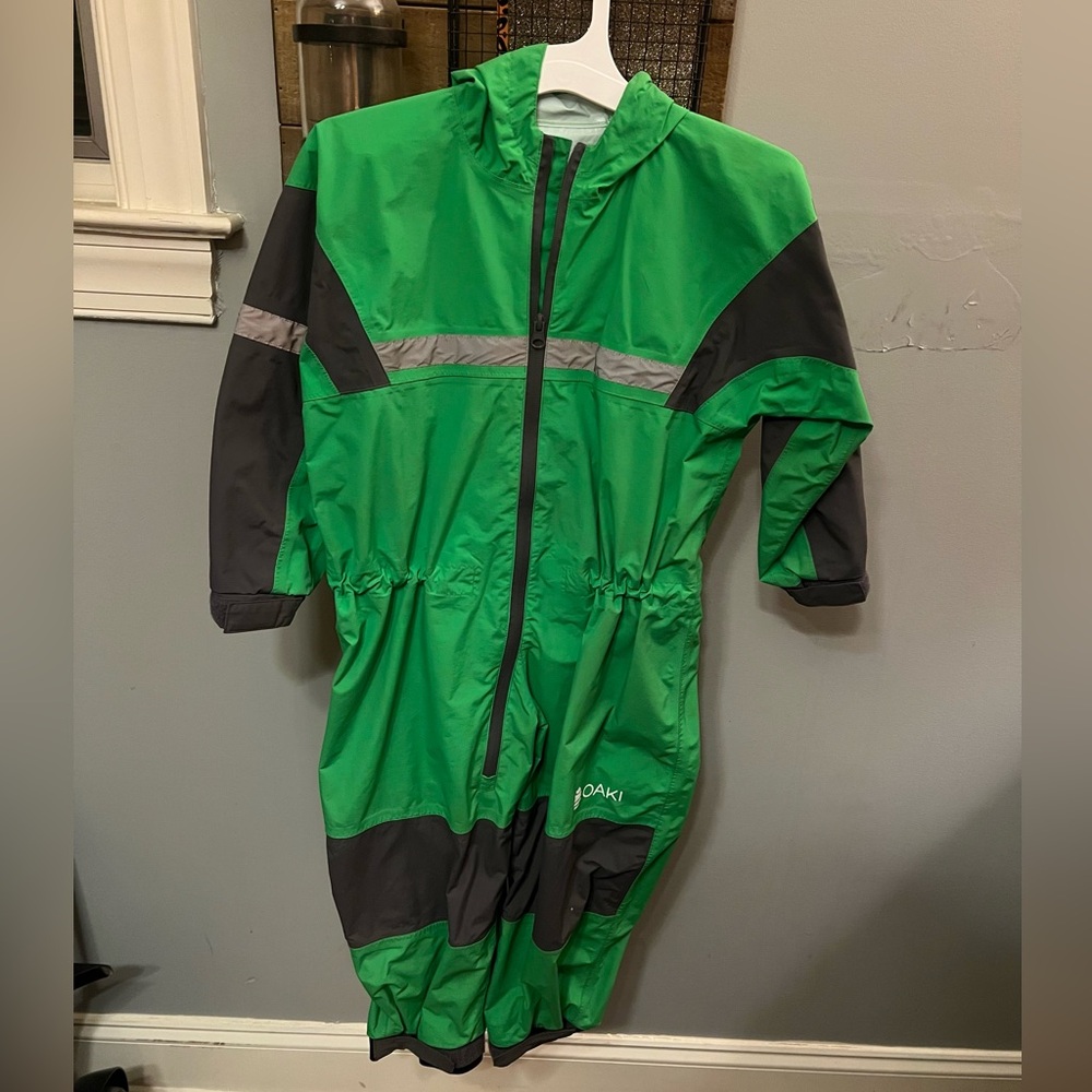 Oaki Rain Suit Size 6/7